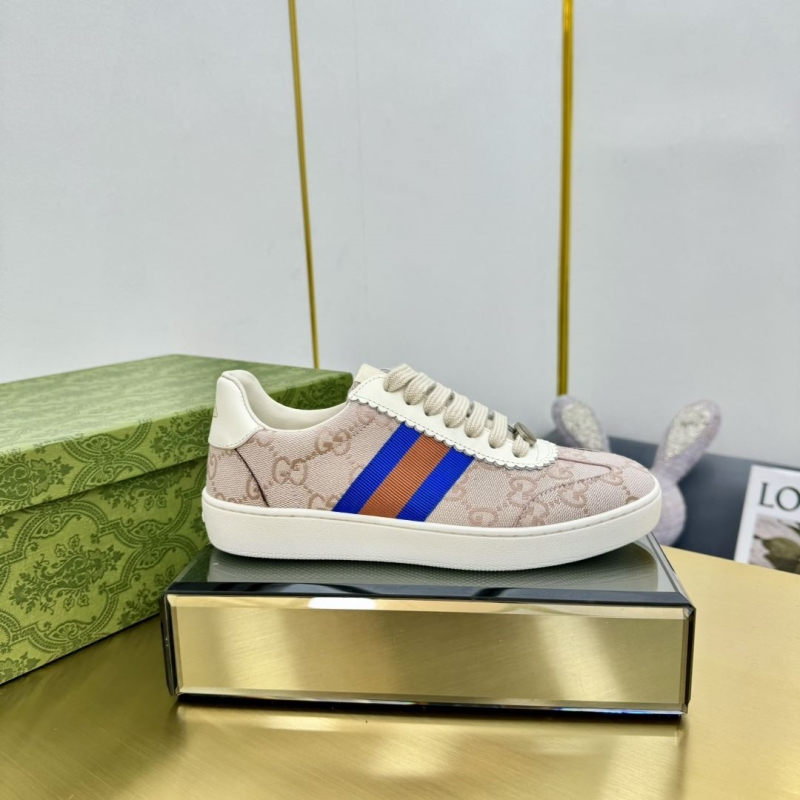 G*u*i casual shoes
